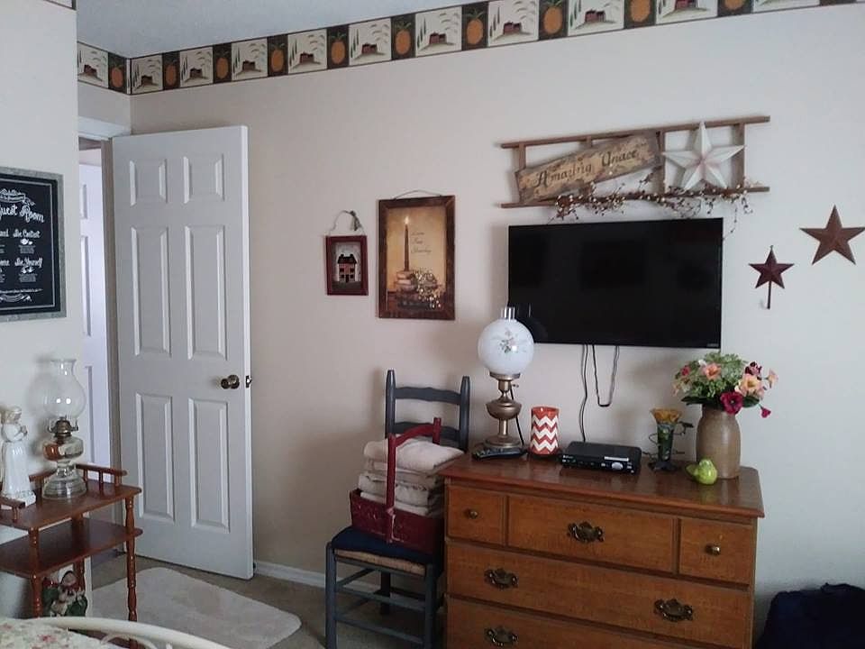 1st image of 4501 N Wheeling Ave #5