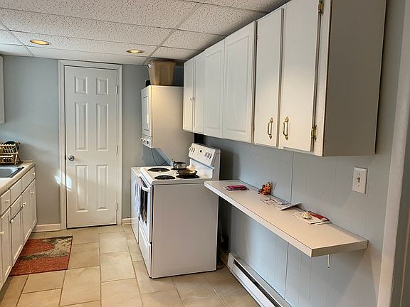 2nd image of 10646 Greenwood Road # A Fl 1ST