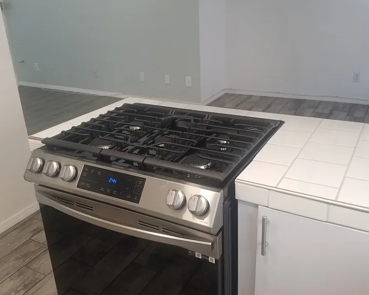5041 Dunbar Dr — Photo 10