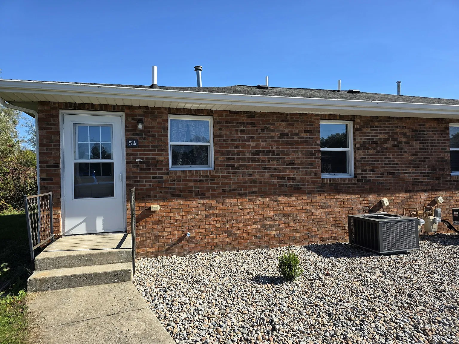 601 Rizek Dr, Unit 5A — Photo 1