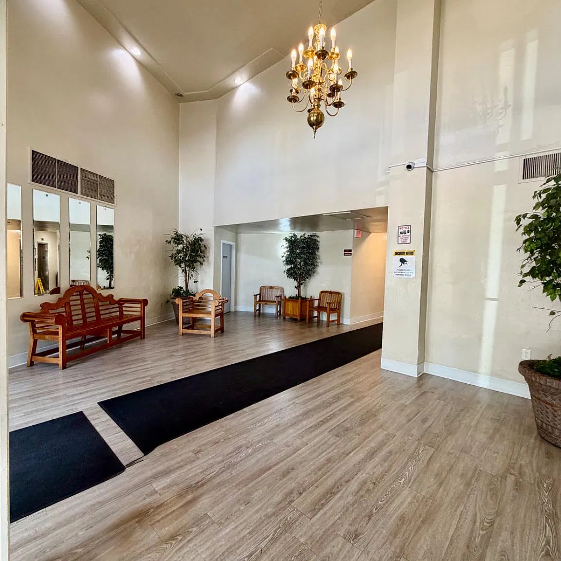 8830 Piney Branch Rd — Photo 4