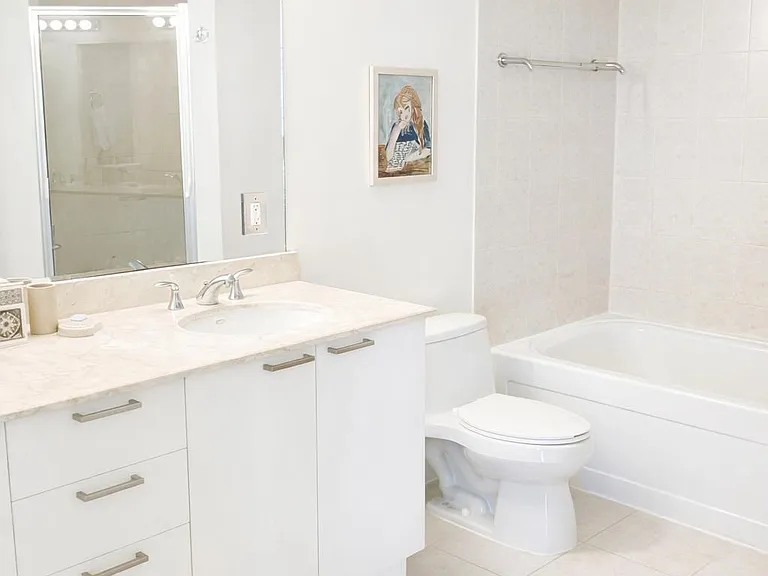 16699 Collins Ave #2910 — Photo 5