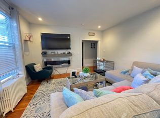 207 Cummins Hwy #1F, Roslindale, MA 02131