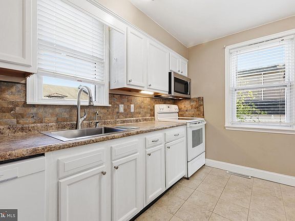 4th image of 8459 Verree Rd