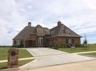 8706 NW Kensington Pl, Lawton, OK 73505