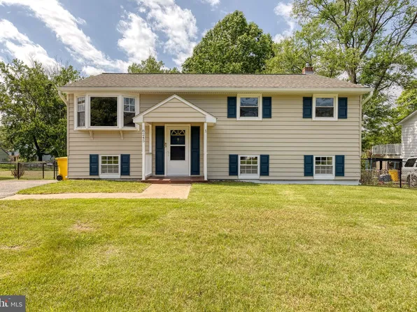 8245 Quarterfield Rd, Severn, MD 21144