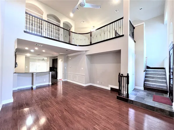 436 Fuente, Irving, TX 75039