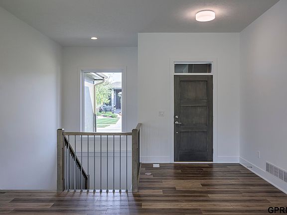 4th image of 19275 Larimore Cir