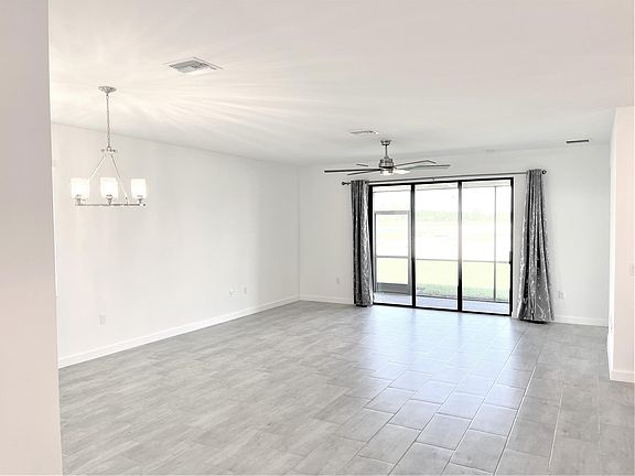 2nd image of 13810 Pine Lodge Ln