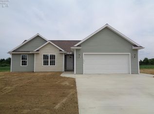 3028 Bayfield Dr, Huron, OH 44839
