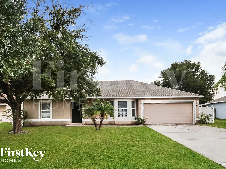 1307 Dover Dr — Photo 1