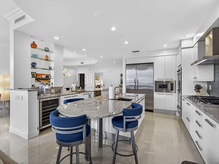 3800 N Ocean Dr #2050 — Photo 11