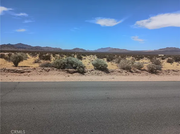 5 N Side Rd, Lucerne Valley, CA 92356