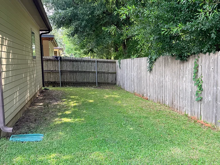 405 Summerland Key Ln — Photo 12