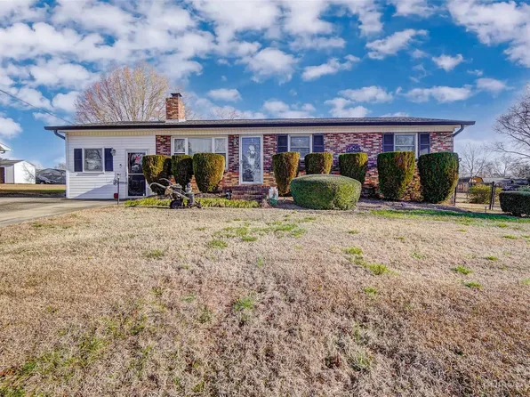 107 Central Ave, Bessemer City, NC 28016