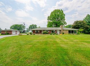 8269 Ravenna Ave, Louisville, OH 44641