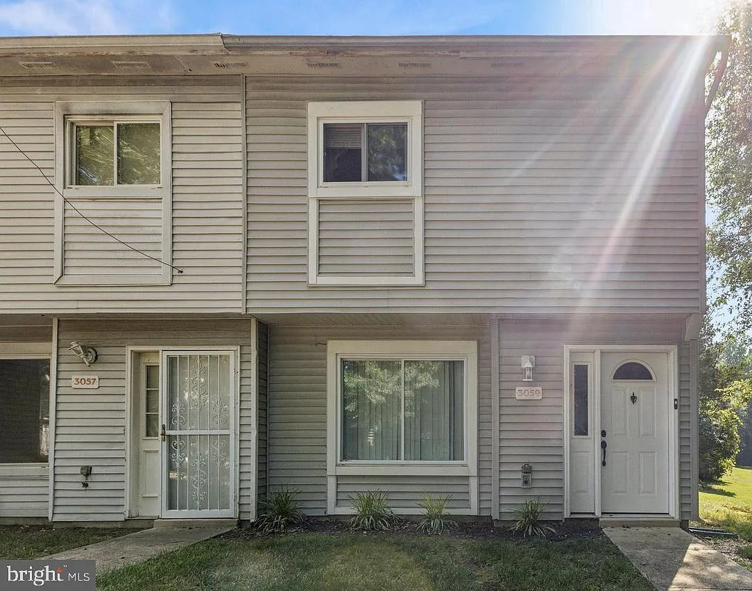 3059 Heathcote Rd photo 1