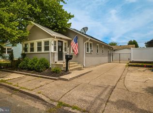 94 Highland Ave, Pennsville, NJ 08070