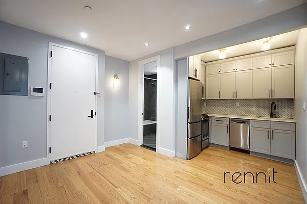 Rented by Rennit Inc. | media 3