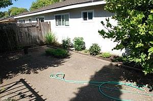 3rd image of 741 Pinto Dr
