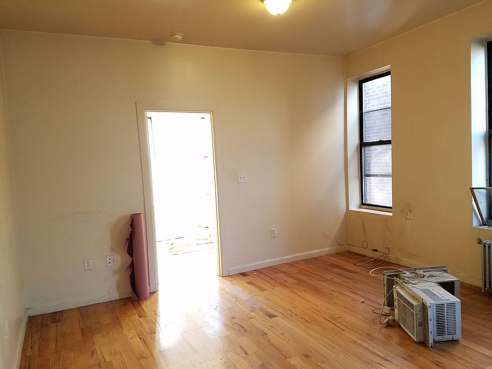 2nd image of 504 W 172nd St APT 4B
