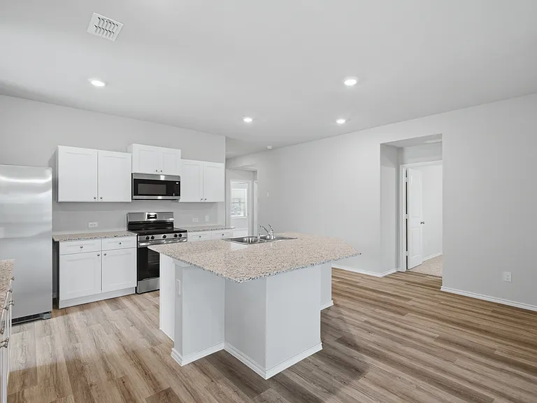 312 Blanco Dr — Photo 13
