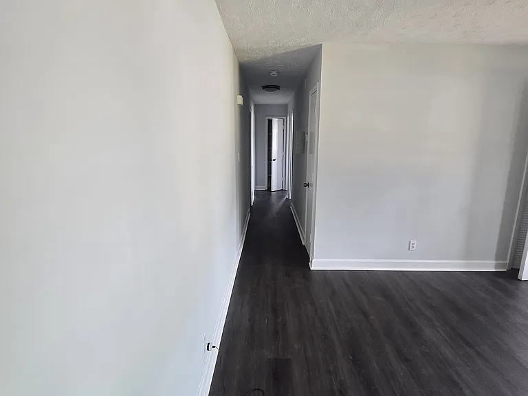 6319 Lynette Cir — Photo 3