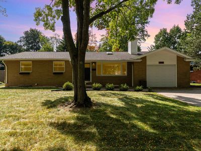 2108 Hillgrove Pkwy, Midland, MI, 48642
