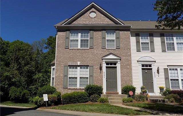 1st image of 9584 Blossom Hill Dr #50