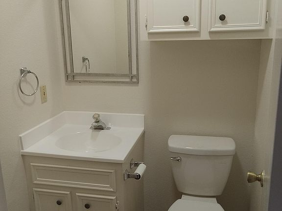 5th image of 6018 Westcreek Dr APT B