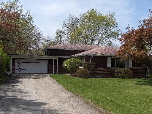 1st image of 3530 N Lawrence Ln