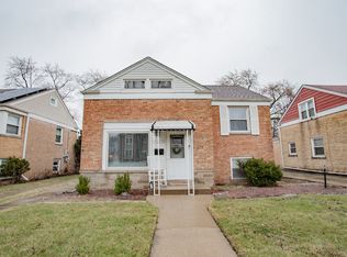 9023 Marmora Ave, Morton Grove, IL 60053