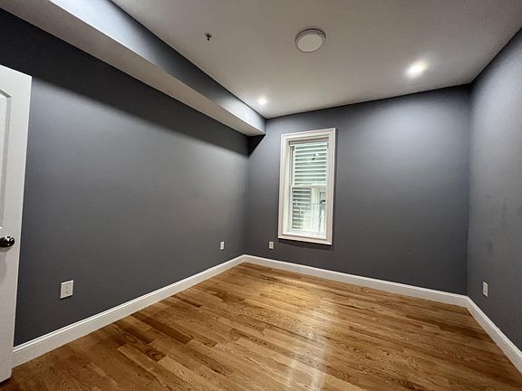 3rd image of 337 Cambridge St #2