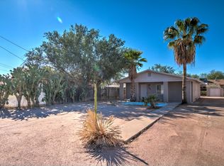 304 S Main Dr, Apache Junction, AZ 85120
