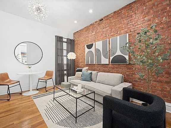 2nd image of 133 E 30th St APT 1A