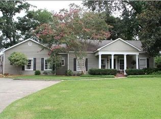 615 Beverly Dr, Lafayette, LA 70503