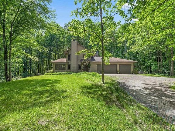 4th image of 4455 N Ehlers Rd