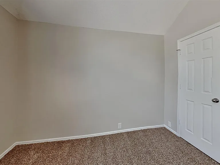 18706 Woodglen Shadows Dr — Photo 20