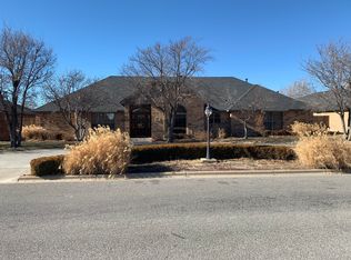 2406 Sequoia St, Perryton, TX 79070