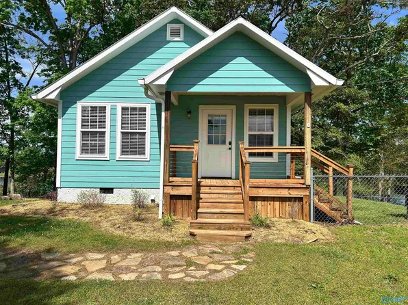 185 Little Nose Dr, Centre, AL 35960