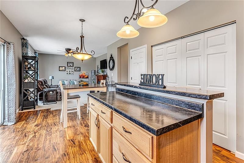 134 Cameron Square Dr, Evans City, PA 16033 Zillow