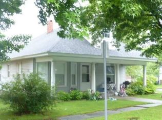 310 2nd St, Monett, MO 65708