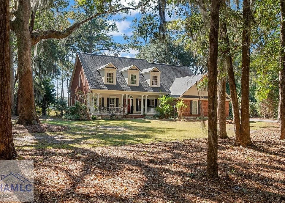 1st image of 262 Mingarry Dr