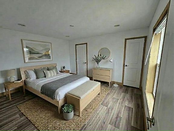 2nd image of 13 Yoseph St #78
