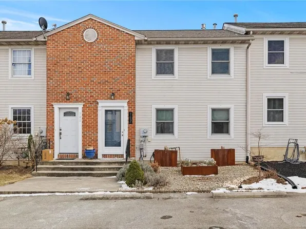 117 White Birch Ln, Blandon, PA 19510