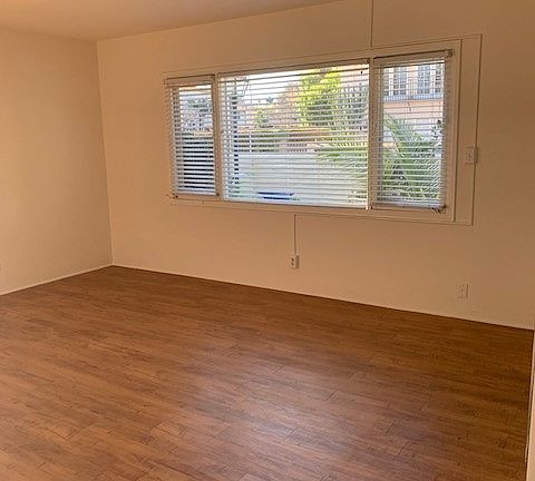 4th image of 221 Natoma Ave APT 1