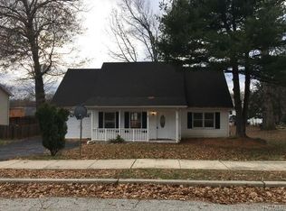 7 Princeton Dr, Walden, NY