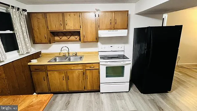 1 bed, 1.0 bath, 1215 sqft, $1,395 — Photo 2