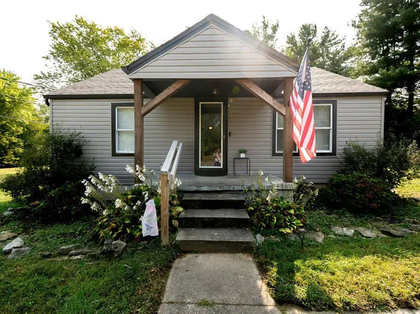 410 College Hill Rd, Waco, KY 40385