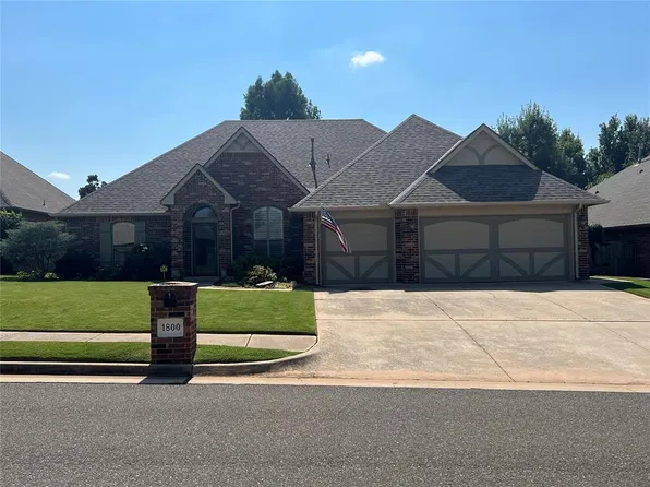 1800 Apache Trl, Edmond, OK 73003